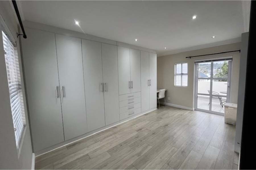 To Let 4 Bedroom Property for Rent in Croydon Olive Estate Western Cape